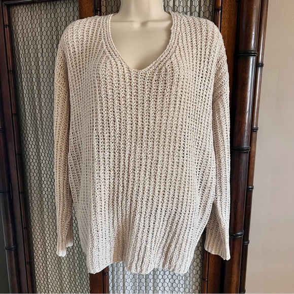 Elan Open Back Sweater - Picture 1 of 4